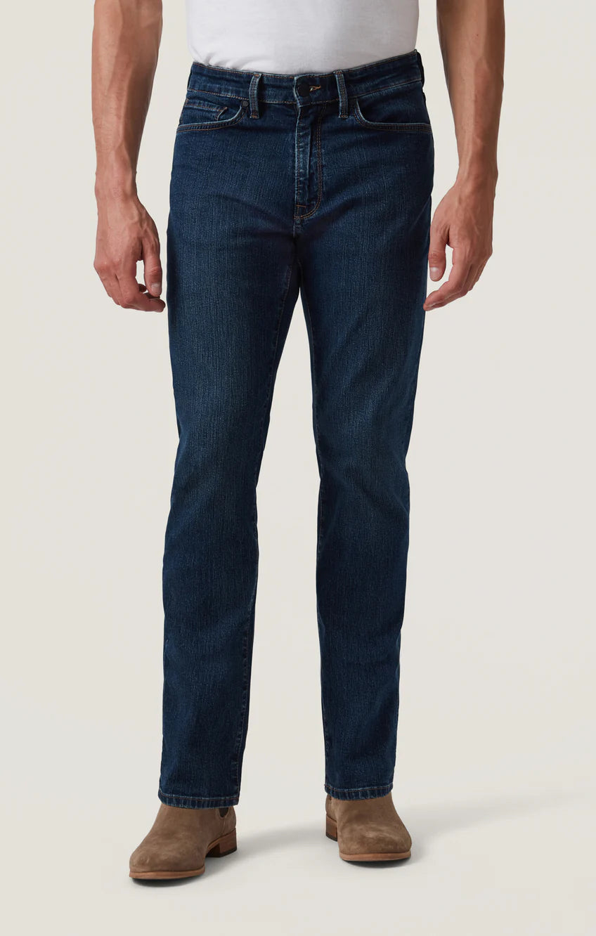 34 Heritage Charisma Relaxed Straight Jean