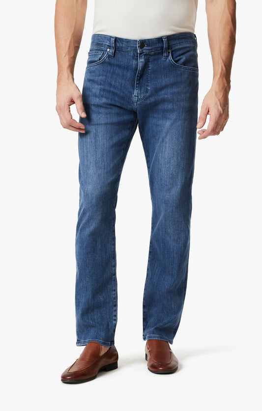 34 Heritage Charisma Relaxed Straight Jean