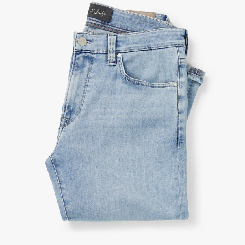 34 Heritage Courage Straight Leg Jeans In Bleached Urban