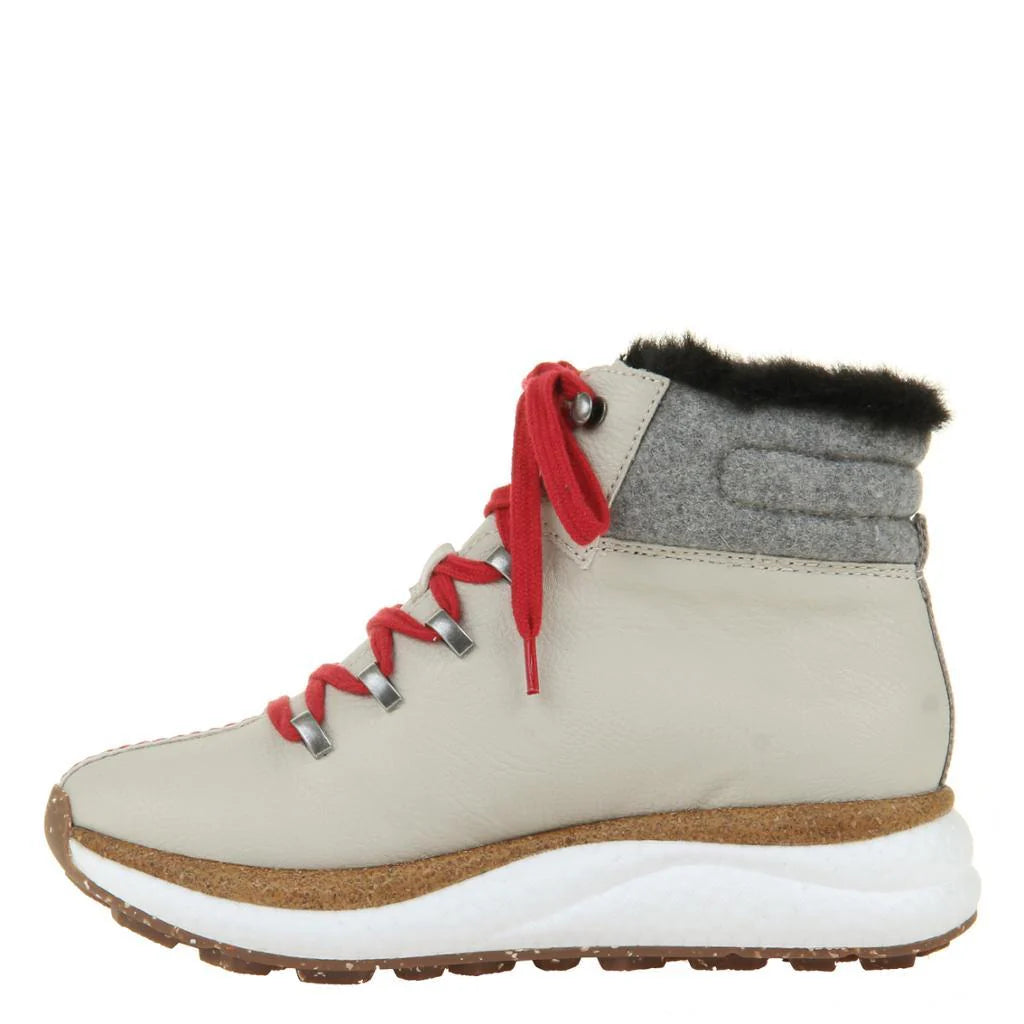 OTBT Buckly Sneaker Boots