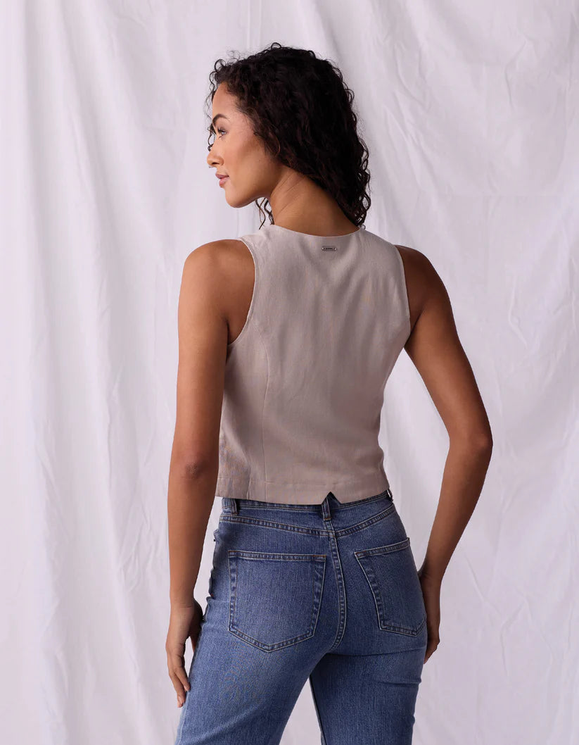 The Normal Brand Women's Leukos Linen-Blend Vest in Sandstone