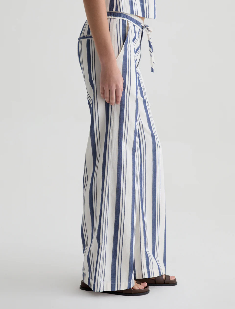 AG Women's Carolyn Pull-On Wide Leg Pant