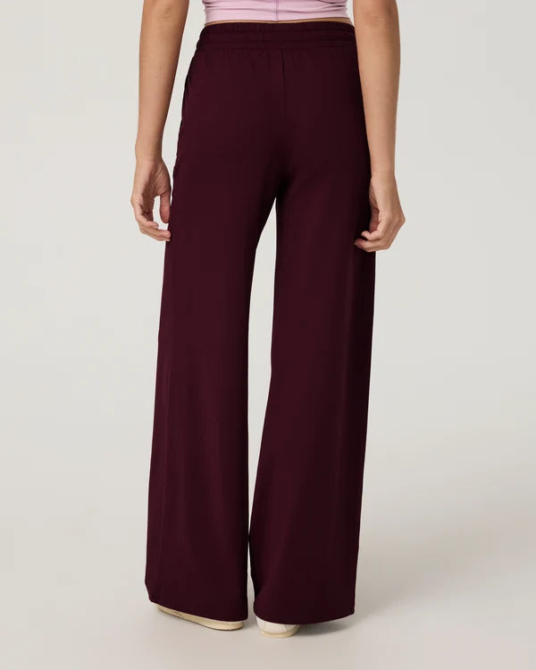Vuori Halo Essential Wideleg Pant
