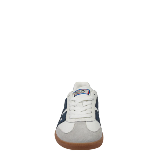 Back 70 Cloud In Navy Sneakers