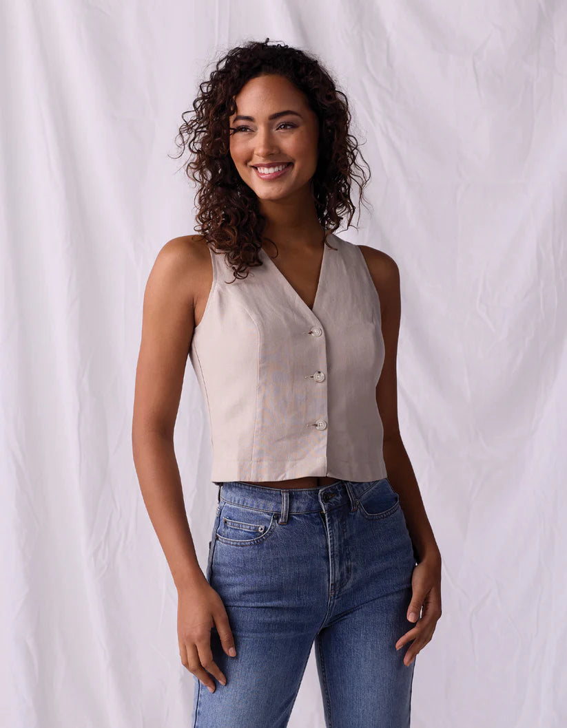 The Normal Brand Women's Leukos Linen-Blend Vest in Sandstone