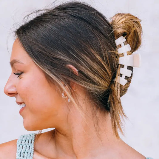 Teleties Classic Hair Clip | Medium | Almond Beige