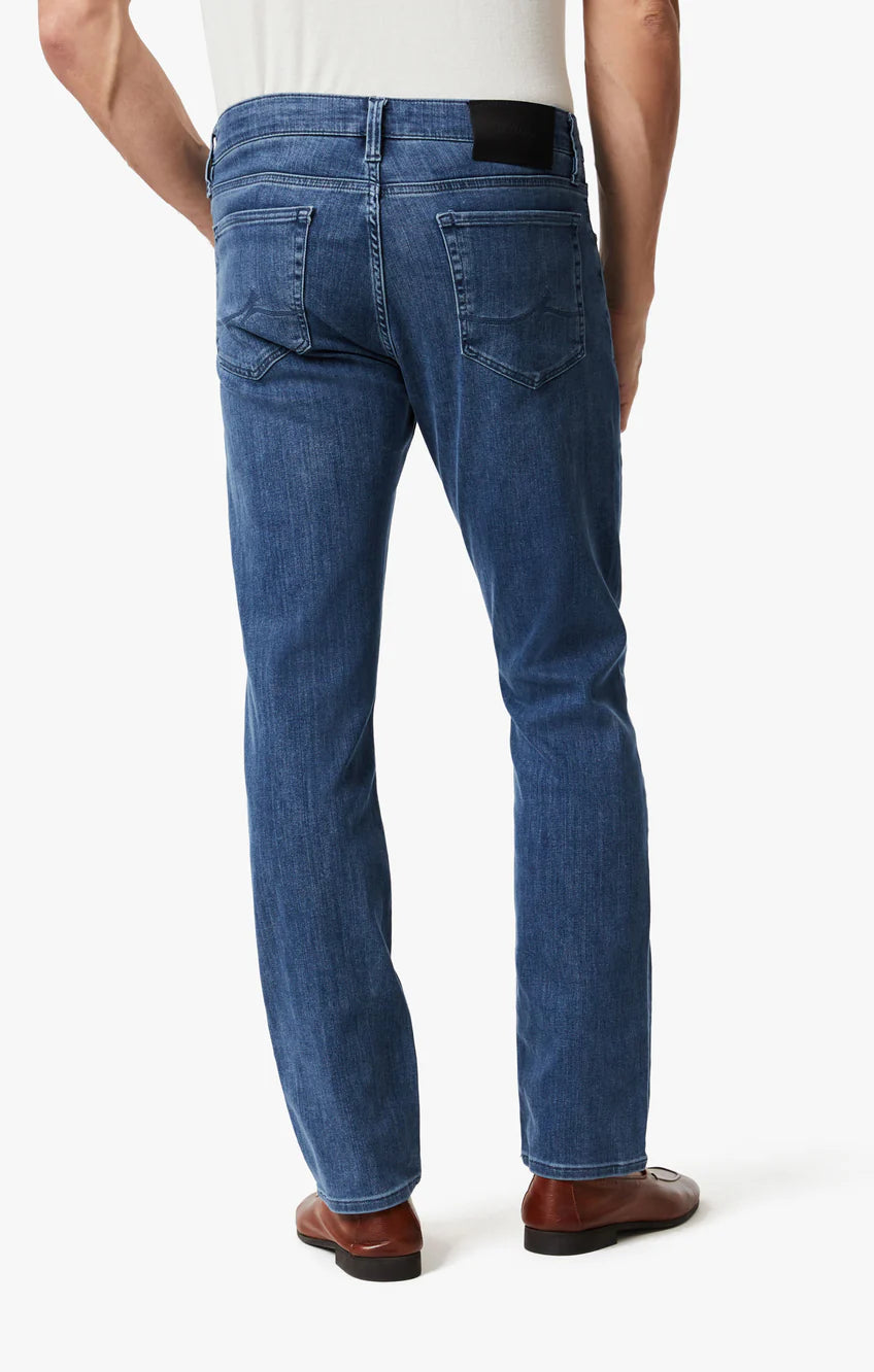 34 Heritage Charisma Relaxed Straight Jean