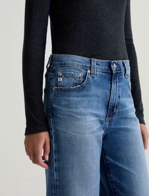 AG Brinley Mid-Rise Straight Jean