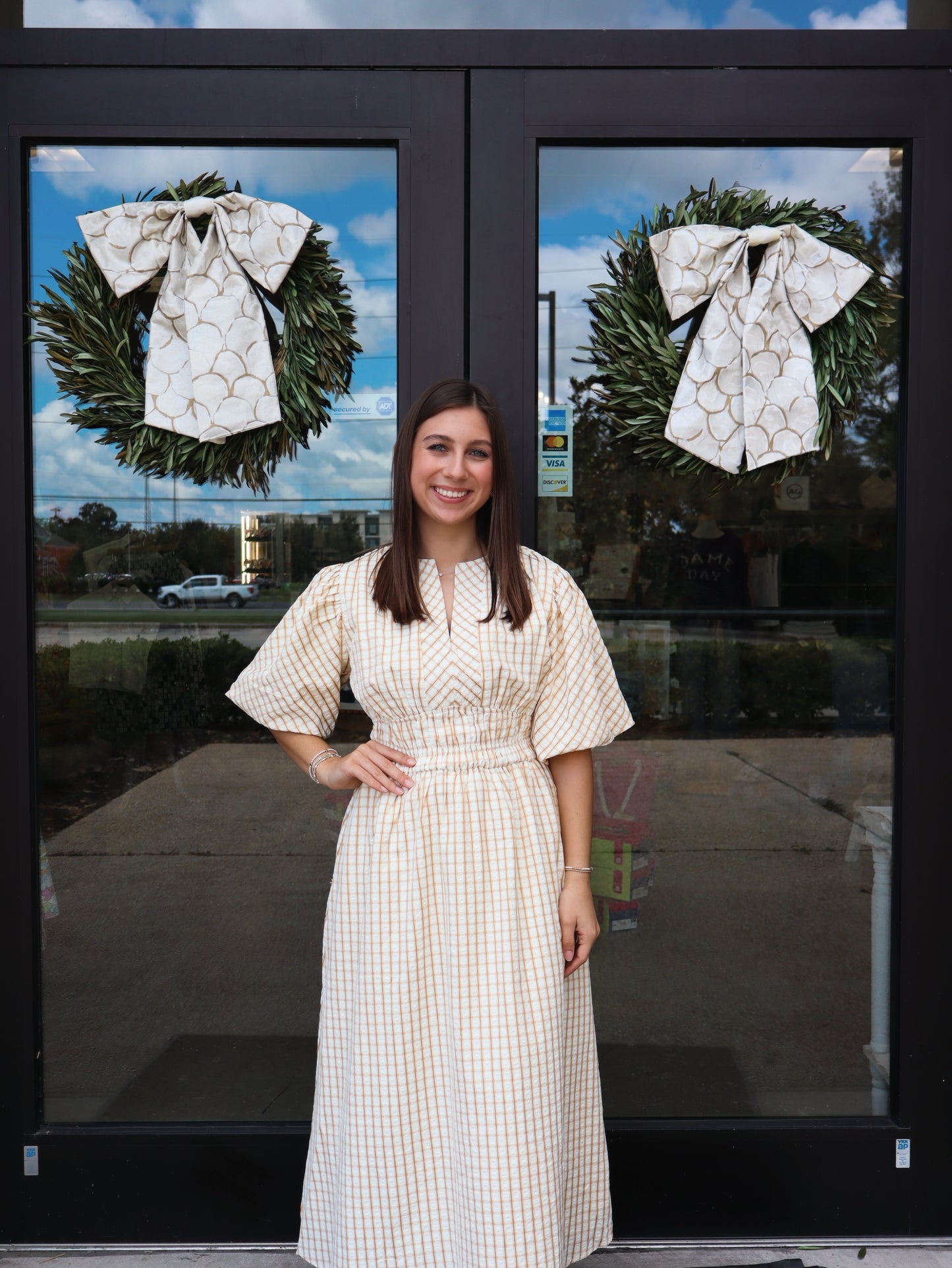 Strut And Bolt Women's Checkered Elastic Waist Puff Sleeve Midi Dress