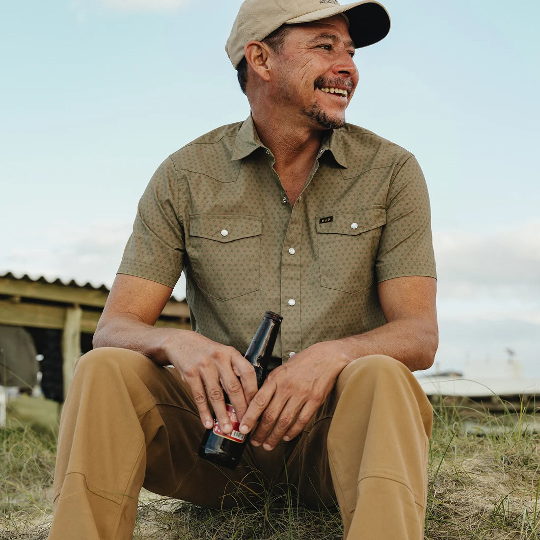 Howler Bros. H Bar B Snapshirt | Lockhart Floral | Olive