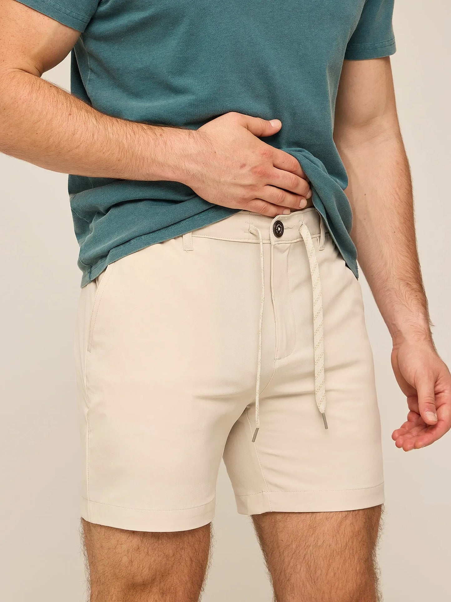 Chubbies Men's Everywear - Performance Short | The Khakinators | 6"