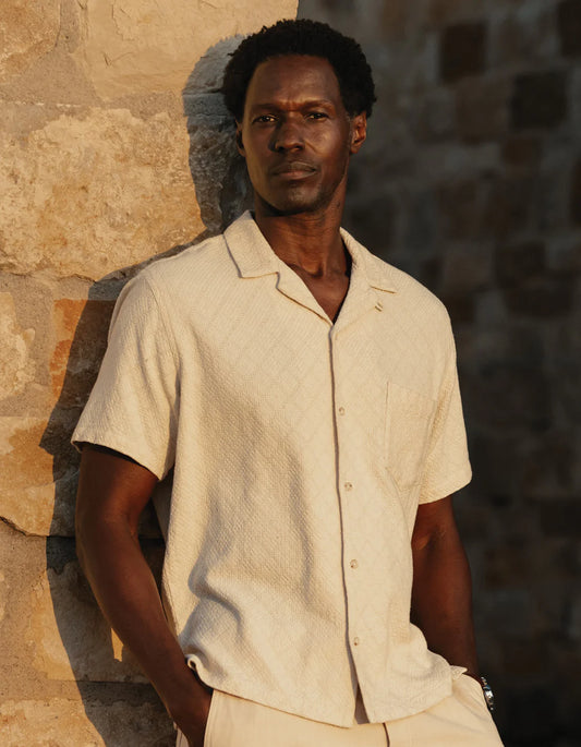 The Norma Brand Freshwater Resort Shirt In Motivo Chalk