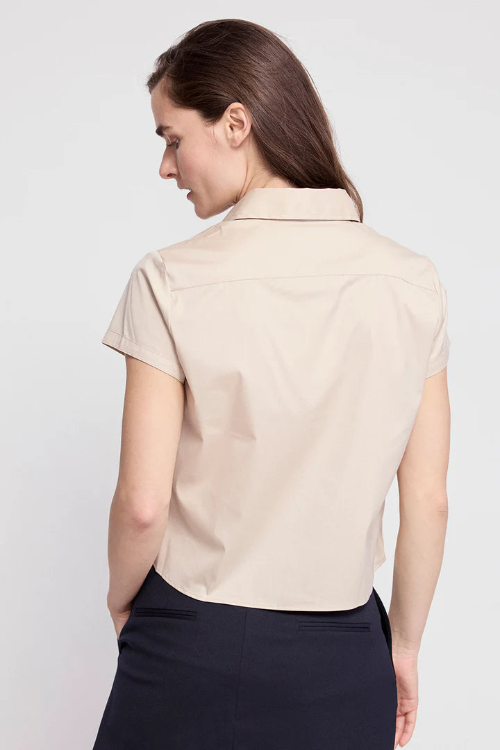 The Shirt The Boxy Short Sleeve Cropped Shirt