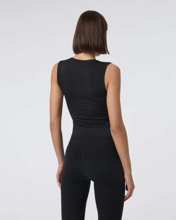 Vuori Halo Essential Scoop Tank