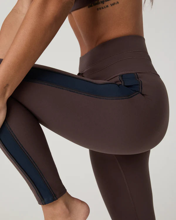 Vuori Daily Track Legging