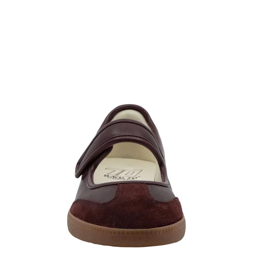 Back 70 Aya In Wine Milk Sneakerina