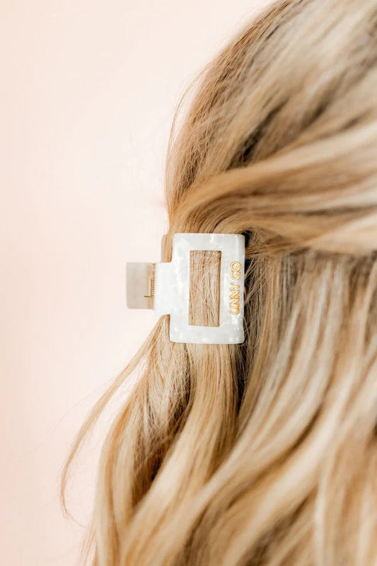 Linny Co. Hair Clip - Bailey Pearl White