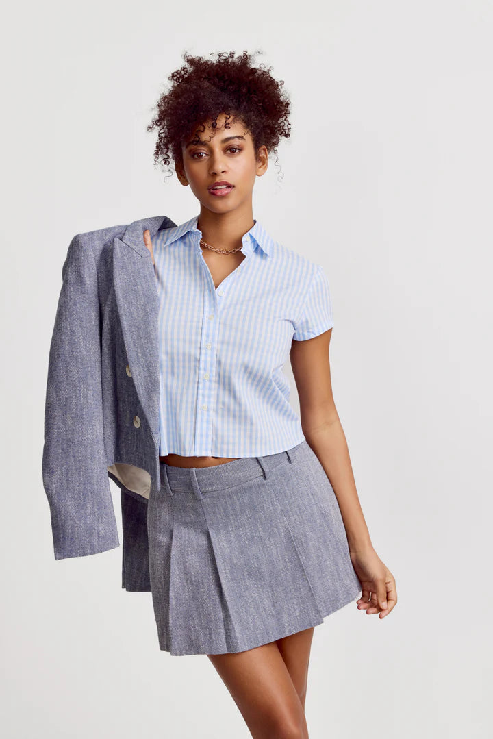 The Shirt The Boxy Short Sleeve Cropped Shirt